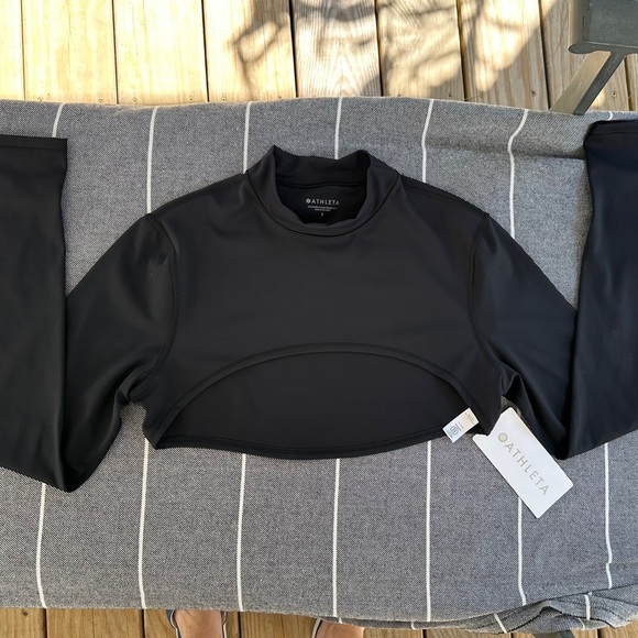 Athleta Black Eclipse Long Sleeve Cut Out Shrug - Picture 11 of 15